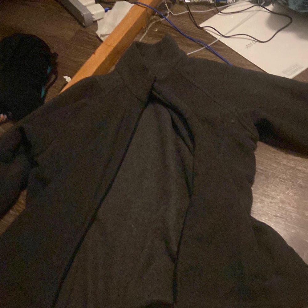 I am selling a columbia zip up.
